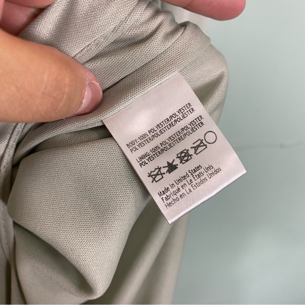 BHLDN Thompson Off The Shoulder Midi Dress Tulip Hem Sage Green Sz 8 - Picture 9 of 9